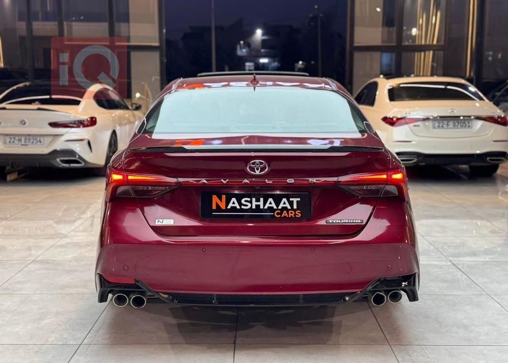 تۆیۆتا ئەڤەلۆن